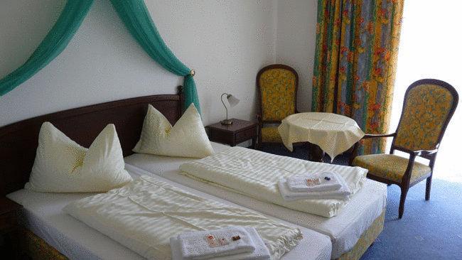 Bed and breakfast Schwarzes Roessl 3*